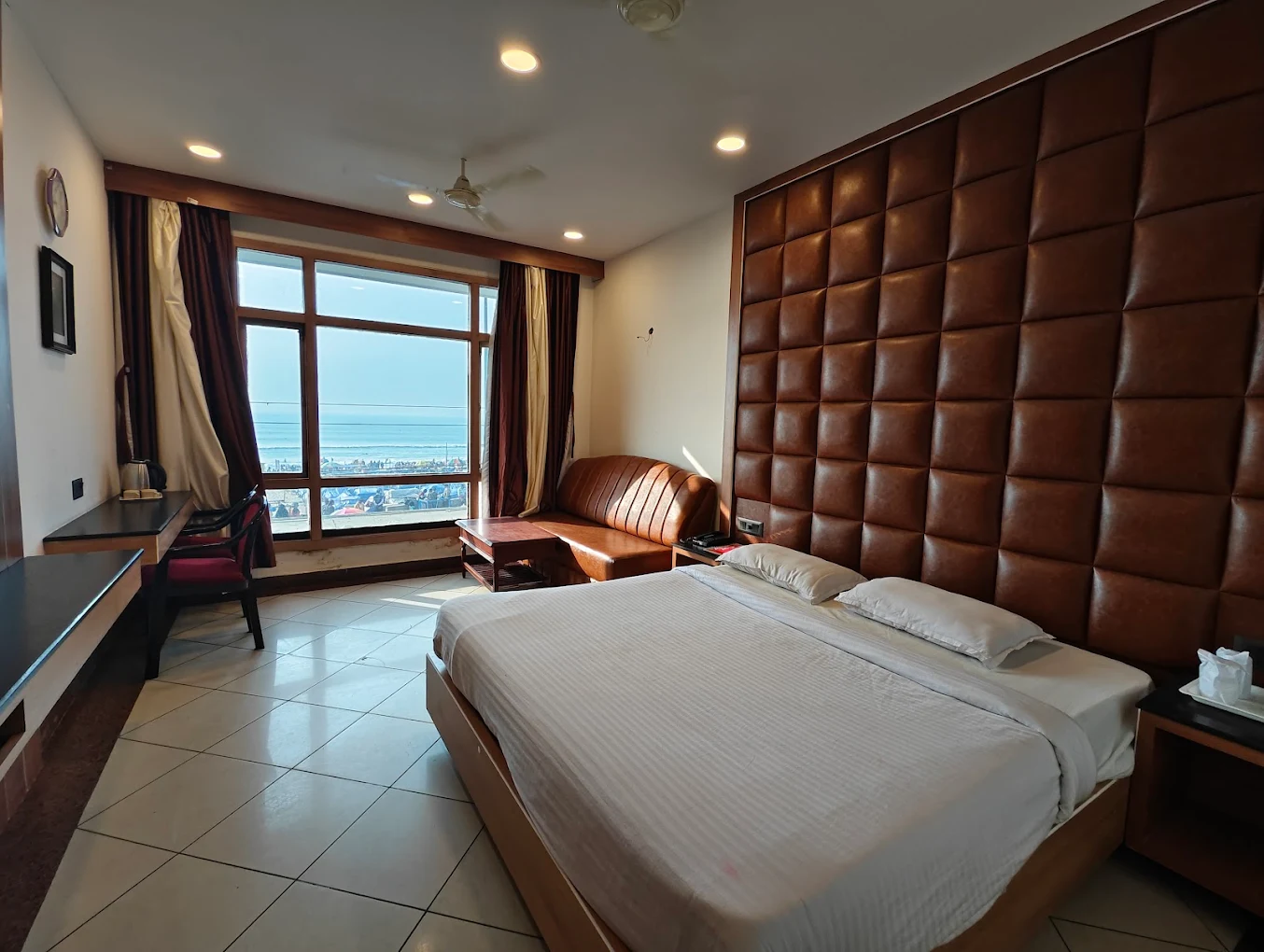 Premium Deluxe Room